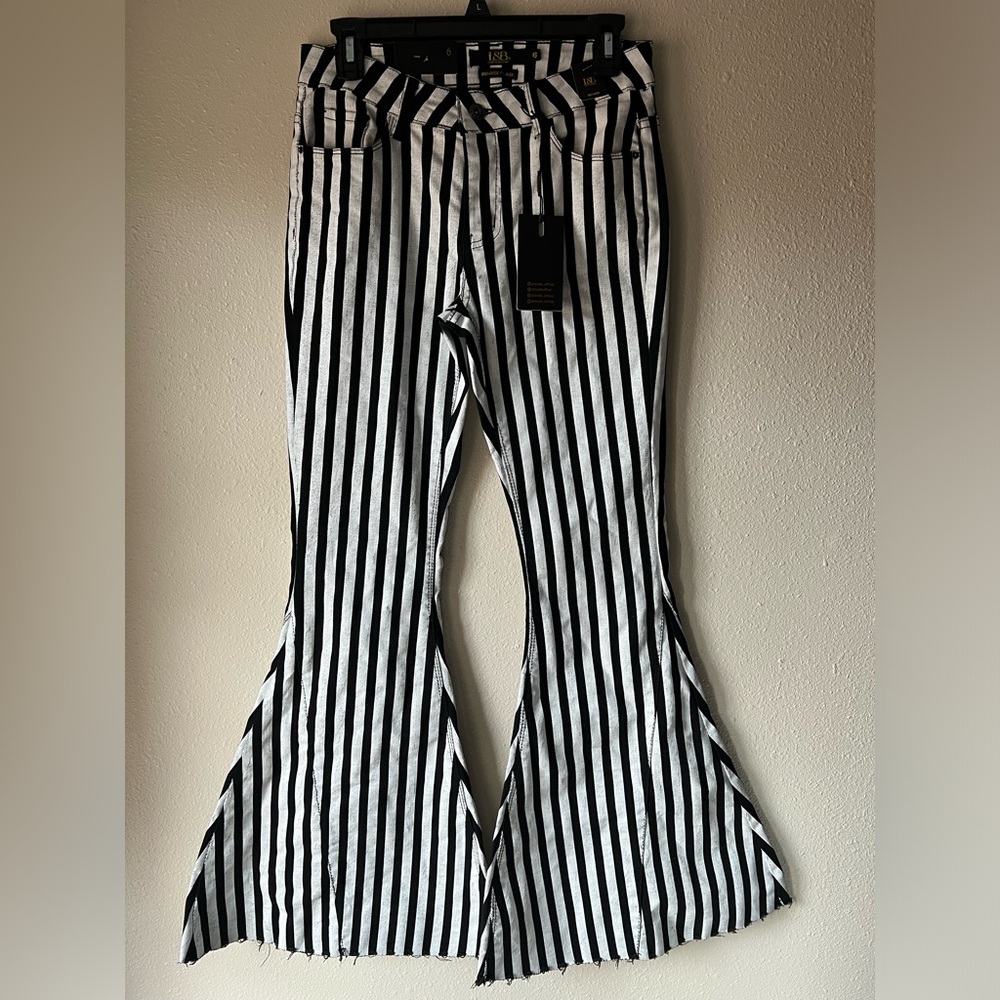 L&B Lucky & Blessed Mid Rise Flare New With Tags